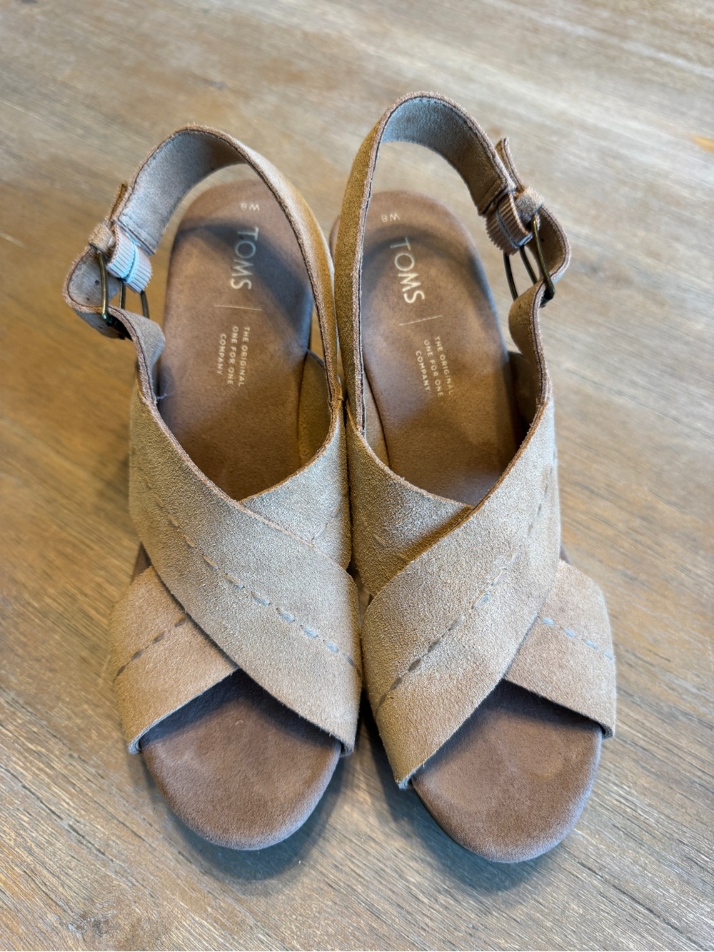 TOMS Women’s Tan Suede Crisscross Slingback Sandals